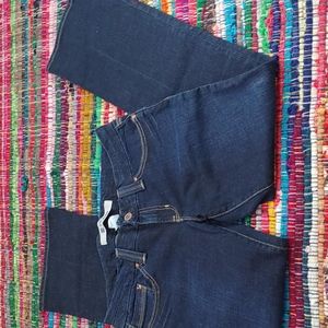 ⭐️Gap size 8 ankle jeans
